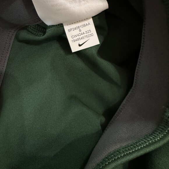 Nike Pro WNBA Team Issue Compression 8” Shorts Green Womens CW4244-323 NEW - Picture 12 of 14